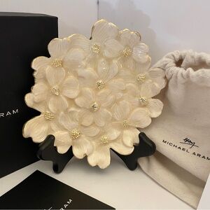 Michael Aram Dogwood Dish White Enamel Flowers & Gold Centers 6" Original Box